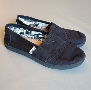 Toms Girls Slip-on Black Canvas Shoes Size Y2.5